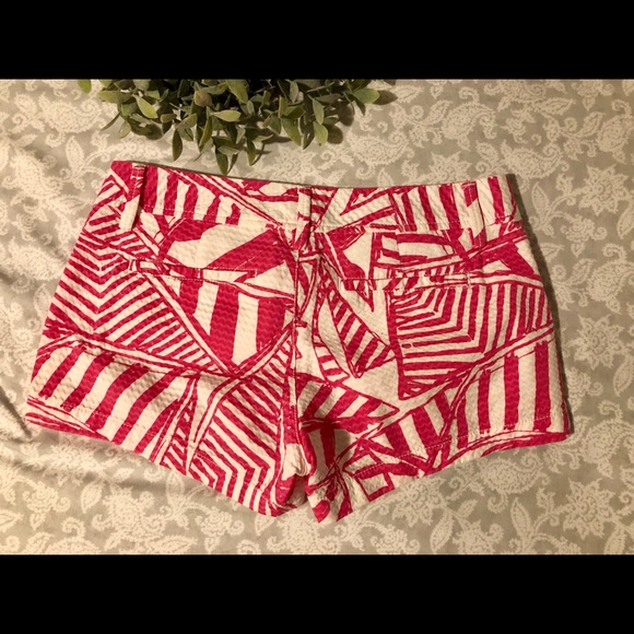 Pink Lilly Pulitzer Shorts - Picture 2 of 3